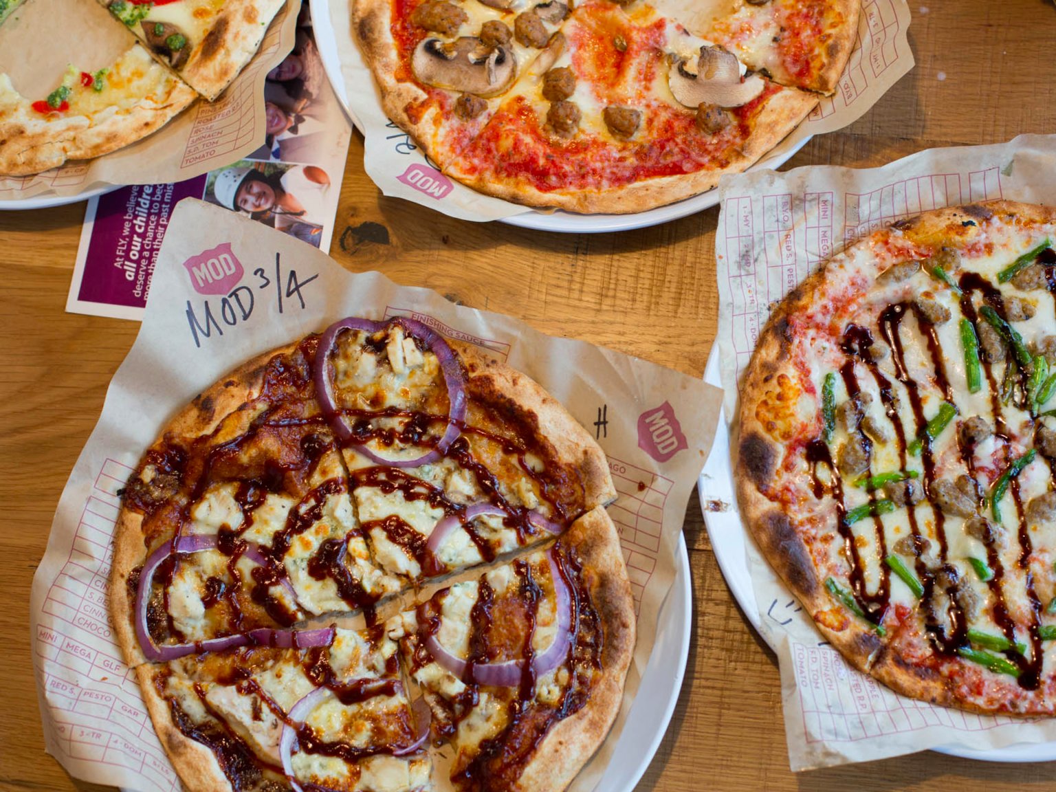 These are the 10 fastest-growing restaurant chains taking over America